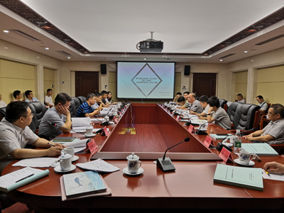 九游（体育门户）官方网站组织《西气东输三线中段（江西段）社会稳定风险分析报告》评估会