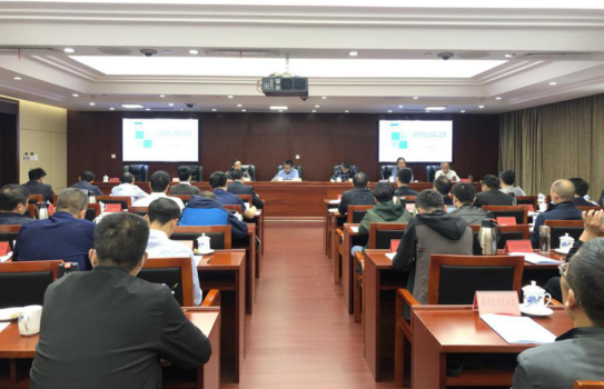九游（体育门户）官方网站组织召开沪昆高速梨园（赣浙界）至东乡段改扩建 工程社会稳定风险分析报告评估会