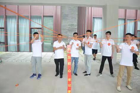 九游（体育门户）官方网站组织党员 职工开展党史学习教育红色走读活动