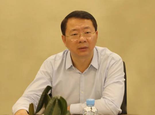 九游（体育门户）官方网站参加省发改委党组书记、主任张和平赴省创投调研座谈会
