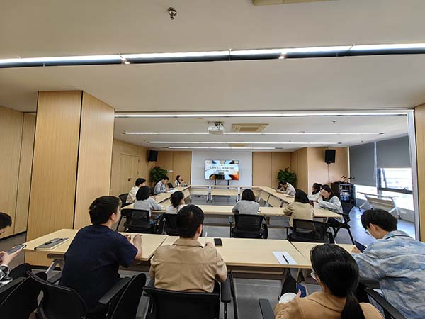 人间四月天 读书正当时——九游（体育门户）官方网站开展读书分享活动