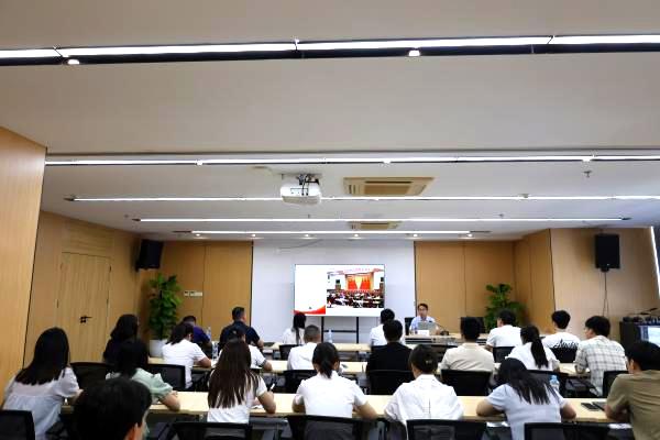 九游（体育门户）官方网站开展党的二十届三中全会精神解读专题党课
